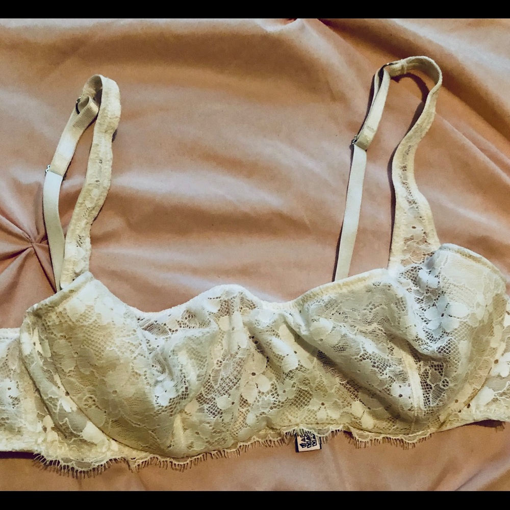 Victoria’s Secret bra